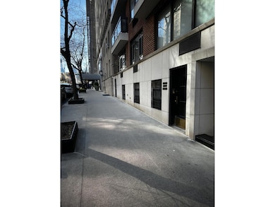 750 Park Ave unit 1C, New York, NY 10021 - photo 2