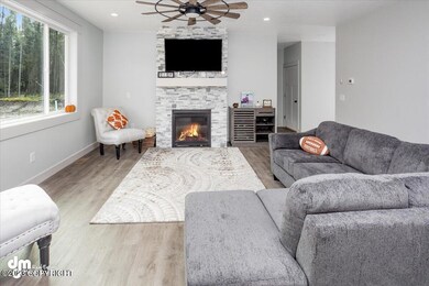 03-Living Room_IMG_6191-Edit