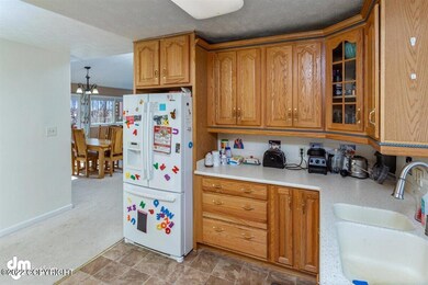 3820 Runestad Cir, Anchorage, AK 99502 - photo 3