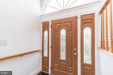 932 Ray Rd, Hyattsville, MD 20783 - photo 4