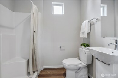 13909 17th Ave E unit 49, Tacoma, WA 98445 - photo 4