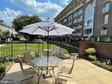 Harbour Square unit N134, Washington, DC 20024 - photo 3