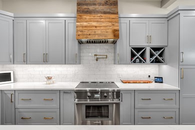 122 Valley St, Laconia, NH 03246 - photo 5