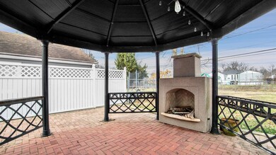37-web-or-mls-340-wetmore-rd