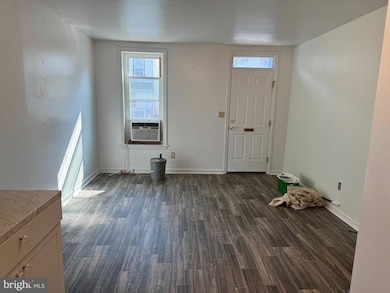 306 S Penn St, York, PA 17401 - photo 2