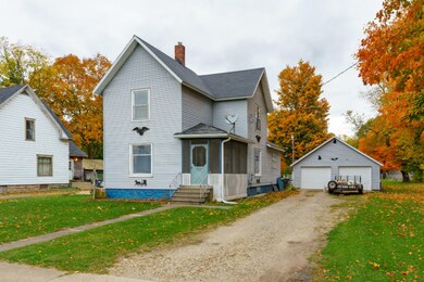 Maple_St_E_313_Climax_49034-1