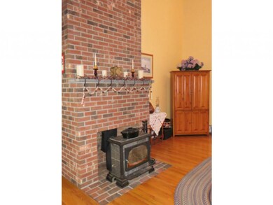 128 N Hinsdale Rd, Chesterfield, NH 03443 - photo 6
