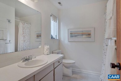 103 Oak Forest Cir, Charlottesville, VA 22901 - photo 4