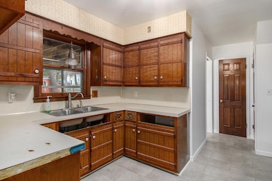 4748 Grenadier Dr SW, Wyoming, MI 49509 - photo 7