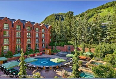 315 E Dean St unit B52; 12, 13, 15, 36, Aspen, CO 81611 - photo 2