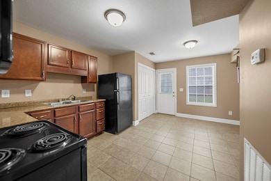 2287 Mccormick Ln unit I, Clarksville, TN 37040 - photo 6