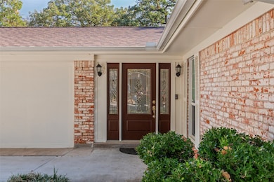 49 Coffee Tavern Rd, Bedford, TX 76022 - photo 2