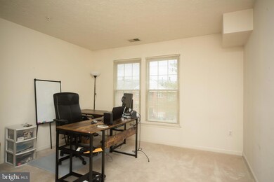 2408 Autumn Harvest Ct unit 303, Odenton, MD 21113 - photo 7