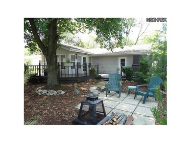 Great back yard deck, patio with fire pit.
