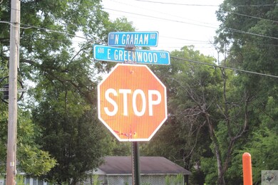 801 N Graham St, Other, AR 71801 - photo 6