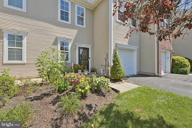 7 Leeds Ct, Princeton Junction, NJ 08550 - photo 2