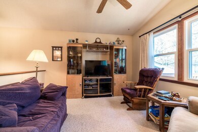 1819 Robbins Rd_011