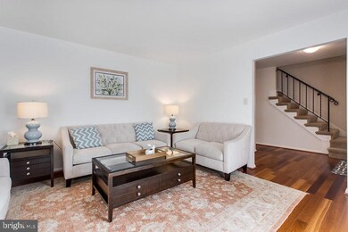 5337 Ellzey Dr, Fairfax, VA 22032 - photo 6