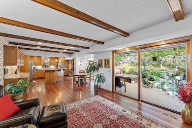 9073 Hyland Creek Cir, Bloomington, MN 55437 - photo 6