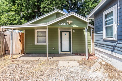 2243 S Topeka