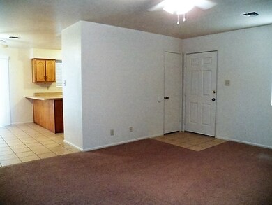 4572 W 16th Ln unit 3, Yuma, AZ 85364 - photo 3