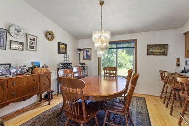 102 NW Dawnhill Ct, Grants Pass, OR 97526 - photo 6