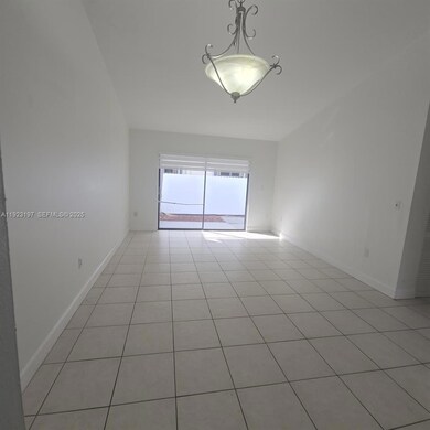 5216 W 24th Way unit 17D, Hialeah, FL 33016 - photo 2