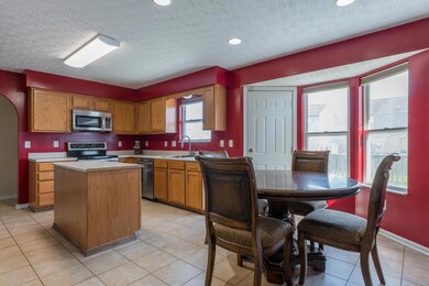 3350 Kady Ln, Columbus, OH 43232 - photo 7