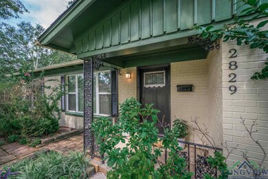 2829 Bateman Ave, Tyler, TX 75701 - photo 2