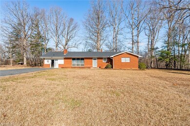 503 Oak View Ln, Asheboro, NC 27205 - photo 3