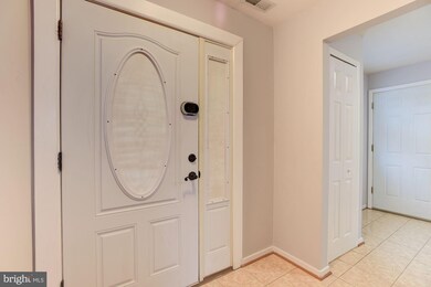 9455 Brett Ln, Columbia, MD 21045 - photo 2