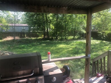 1504 Winchester Dr, Conroe, TX 77385 - photo 3