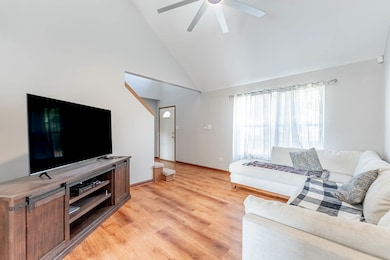 5302 Meadowbrook St, Plainfield, IL 60586 - photo 7