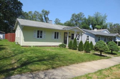 890 Taylor Ave, Aurora, IL 60506 - photo 4