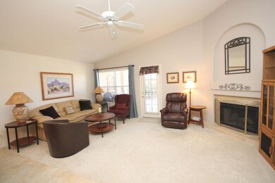 6611 E Sugarloaf