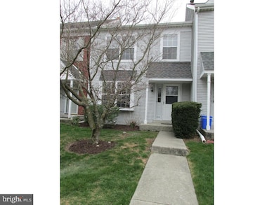 616 Greentree Ln, Norristown, PA 19403 - photo 2