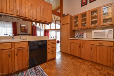 252 Four Seasons Dr, Drums, PA 18222 - photo 7