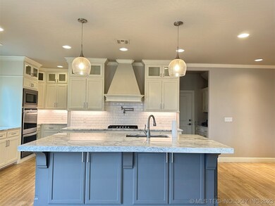 2023 W 113th St S, Jenks, OK 74037 - photo 5