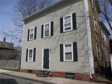 51 Poplar St, Newport, RI 02840 - photo 2