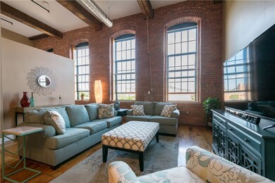 589 Atwells Ave unit 33F, Providence, RI 02909 - photo 5