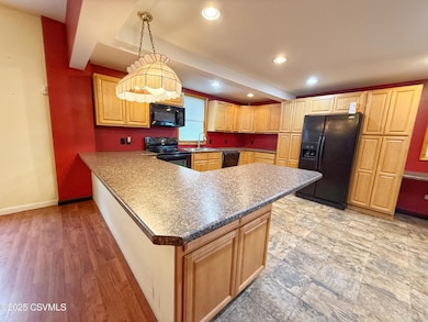 144 Lombard St unit 146, Sunbury, PA 17801 - photo 6