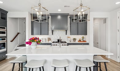 Kitchen with Brellin Greyhound cabinets 