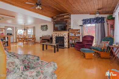 003_2021.04.05 . 1750 N Pioneer Peak Dr