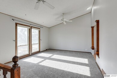 340 Windsor Dr, Papillion, NE 68046 - photo 4