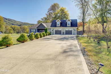 3653 Sugar Tree Dr, Sevierville, TN 37862 - photo 5