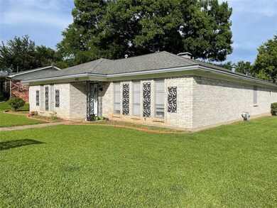 902 Starlight Dr, Sherman, TX 75090 - photo 4