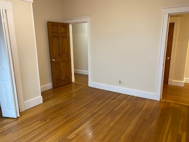 116 Irving St unit 1, Everett, MA 02149 - photo 6