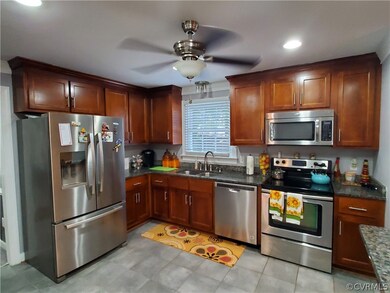 4826 Pawpans Ct, North Chesterfield, VA 23237 - photo 6