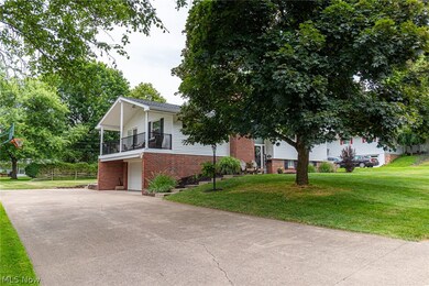 1636 Tuscarawas Ave, Coshocton, OH 43812 - photo 2