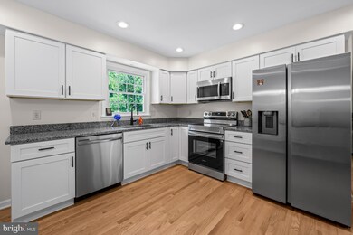 2406 Chatau Ct, Fallston, MD 21047 - photo 7